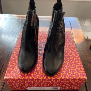TORY BURCH BOOTS!!!